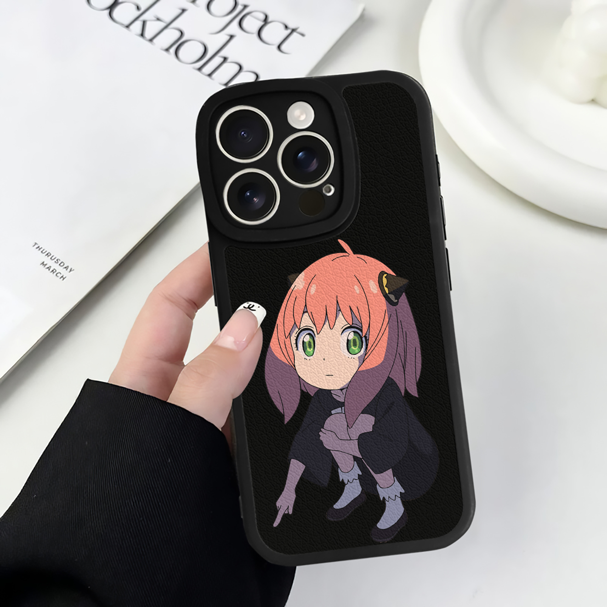 （画像用） SPY×FAMILY间谍家家酒 【iPhone 16シリーズ対応】シリコンスマホケース（レザー調） 材質：シリコン